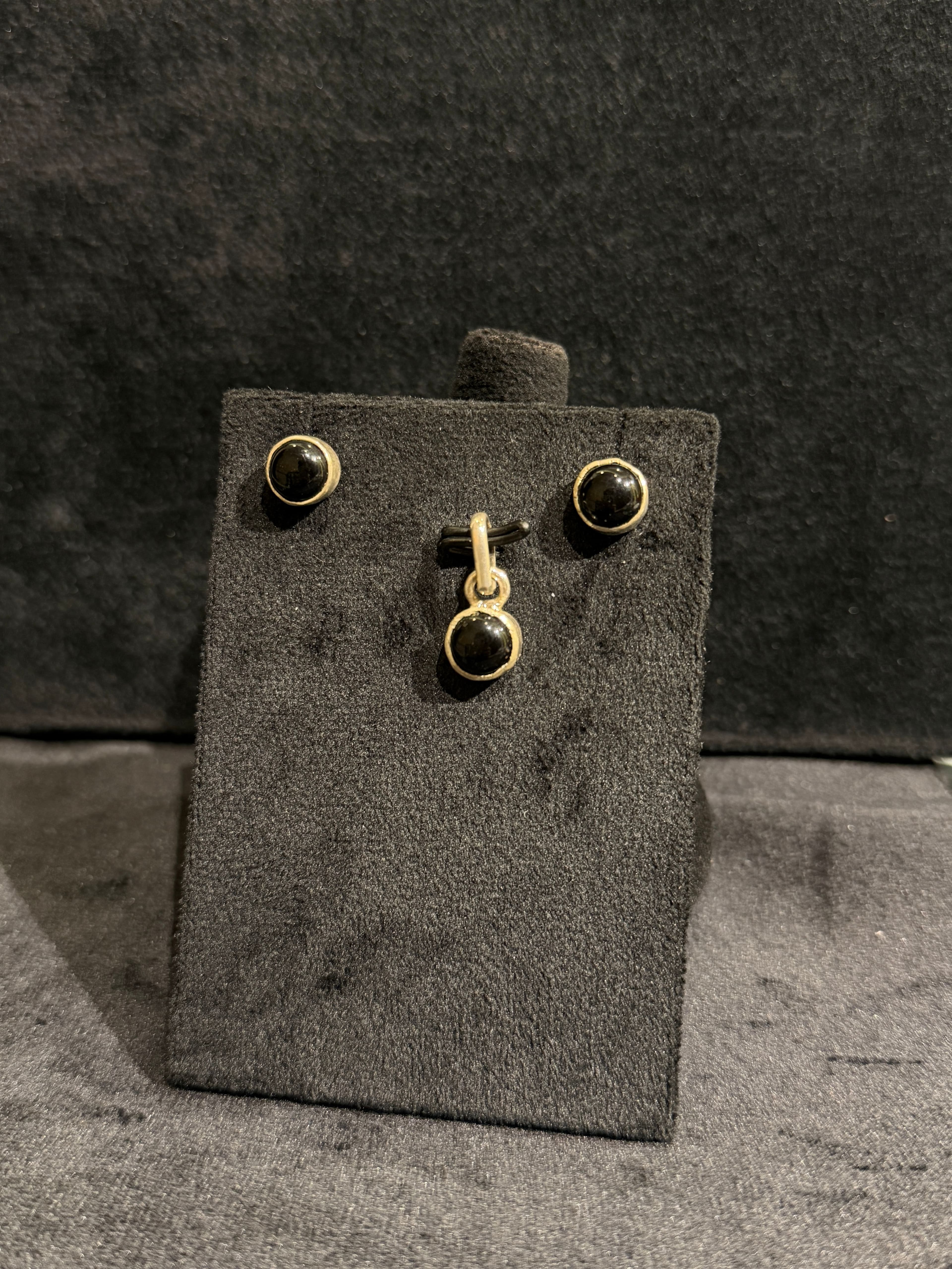 Classic Circle Silver Pendant Set
